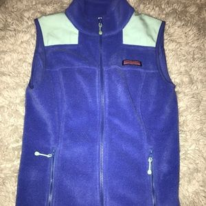 Vineyard vine vest